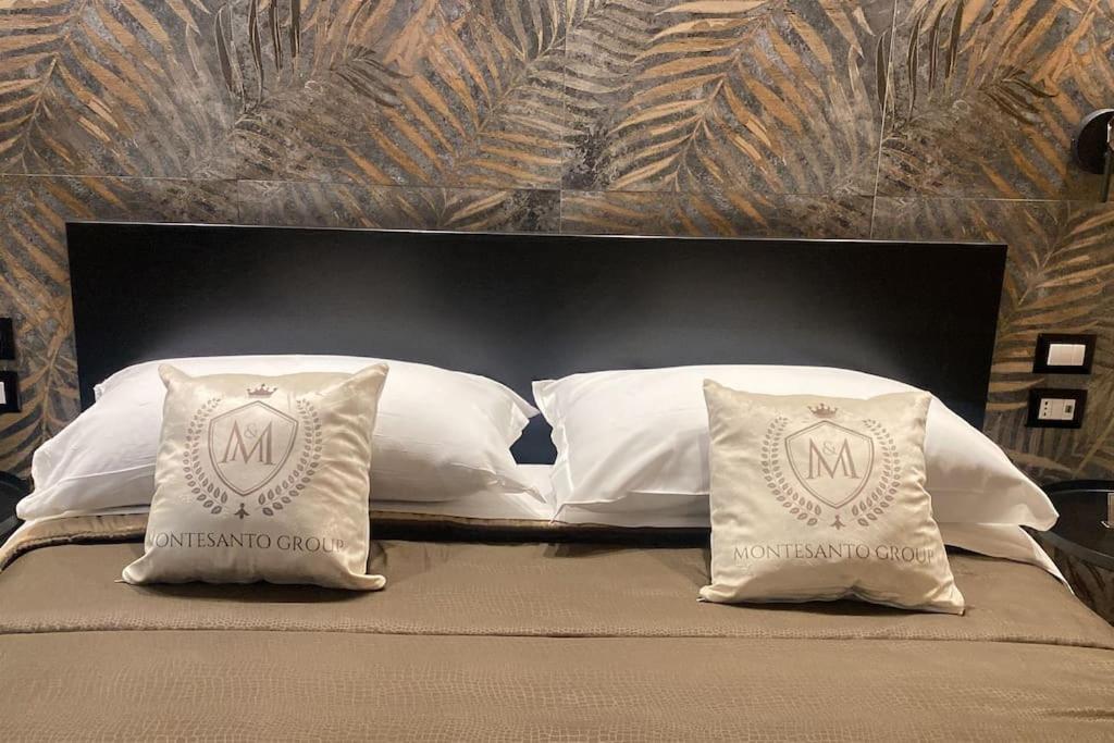 Montesantogroup Suite House Nel Centro Di Napoli Εξωτερικό φωτογραφία