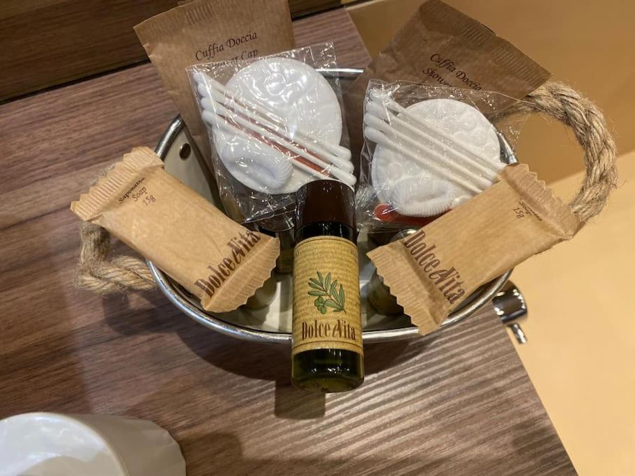 Montesantogroup Suite House Nel Centro Di Napoli Εξωτερικό φωτογραφία