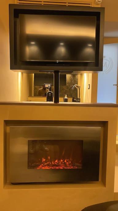 Montesantogroup Suite House Nel Centro Di Napoli Εξωτερικό φωτογραφία