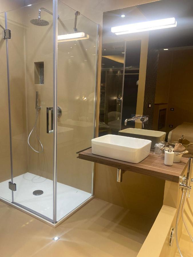 Montesantogroup Suite House Nel Centro Di Napoli Εξωτερικό φωτογραφία